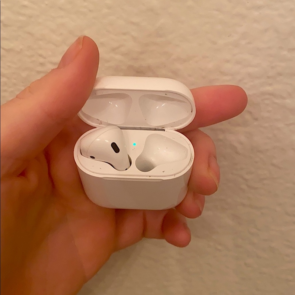 Apple AirPod